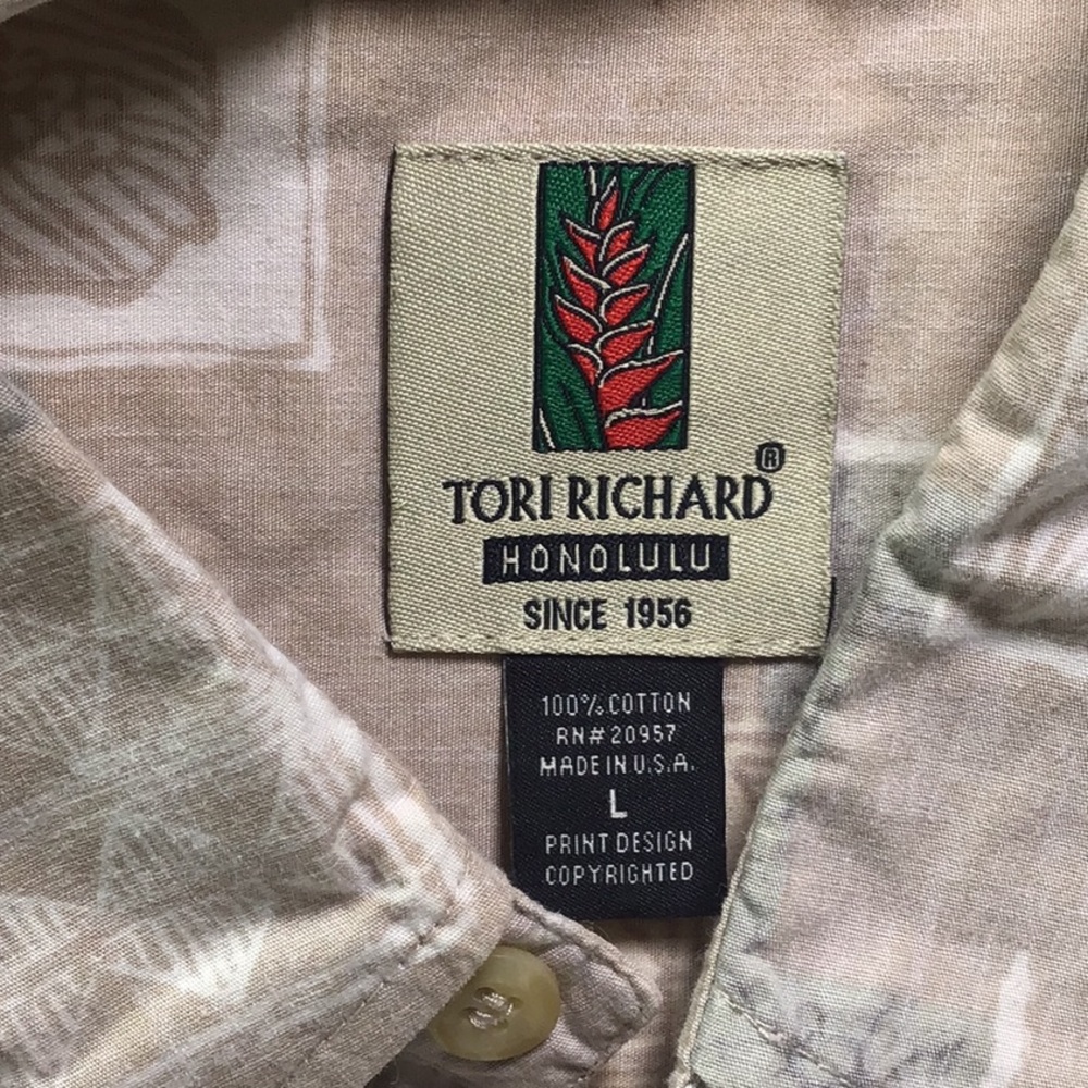 Tori Richard Of Honolulu Classic Hawaiian Shirt View 3